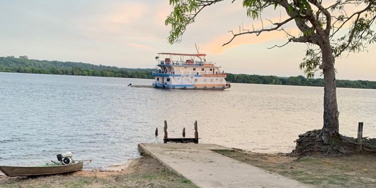 UBS Fluvial inicia atendimentos nas comunidades ribeirinhas de Oriximiná