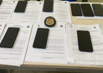 Em Oriximiná, 12 celulares são recuperados e quatro presos são transferidos para Santarém