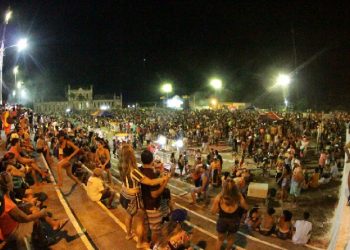 Carnaval será realizado no Sesquicentenário no dia 1º de janeiro, em Óbidos