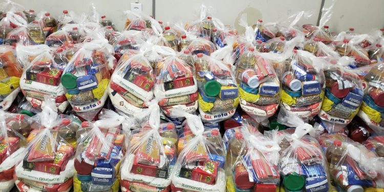 MRN doa cestas básicas para famílias assistidas em programas sociais do governo