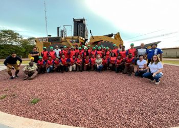 Projeto leva educação e qualificação profissional a comunidades do Trombetas, em Oriximiná