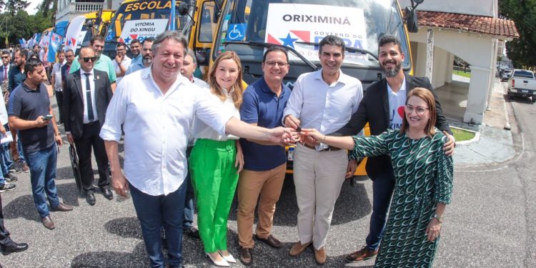 Oriximiná recebe ônibus escolar do Governo do Pará