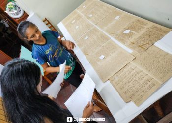 Livros de batismo da Diocese de Óbidos são restaurados em projeto financiado por fundo holandês