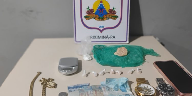 PM apreende drogas, animais silvestres e objetos durante abordagem em Oriximiná