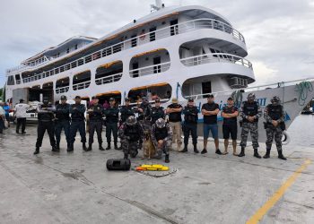 Mais de 5 kg de skunk são apreendidos em embarcação durante fiscalização no porto de Oriximiná